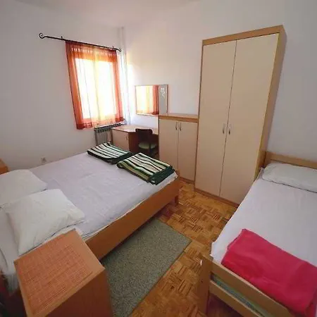 Andjelko Lakóépület Zára